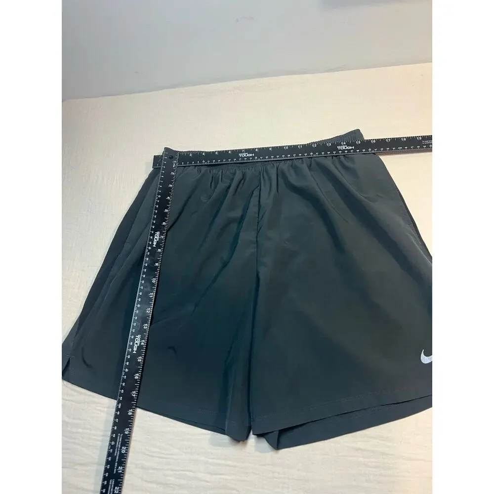 Nike Dry Fit Challenger Lined Mens Shorts Black Size XL‎